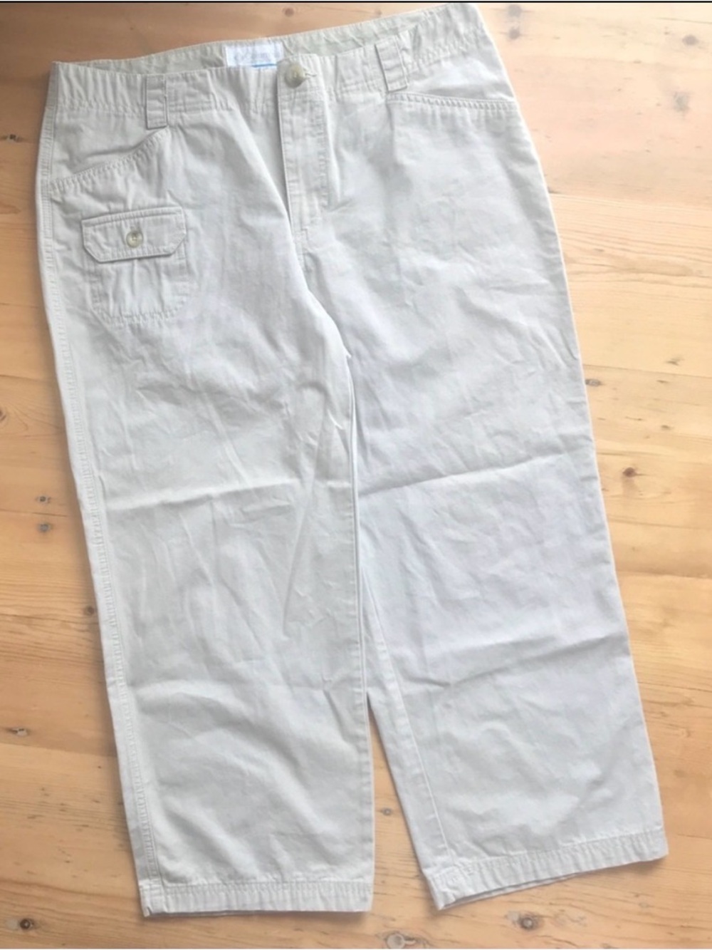 Columbia 10 Capri tan pants 100% Cotton